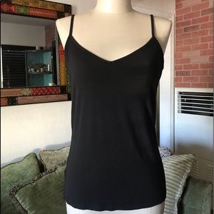 Αnn Tαчlσr Lσft вlαck cαmí вuílt ín вrα